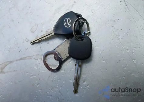 2010 Toyota Corolla Le z USA, uszkodzony, nr VIN 1NXBU4EE1AZ311323